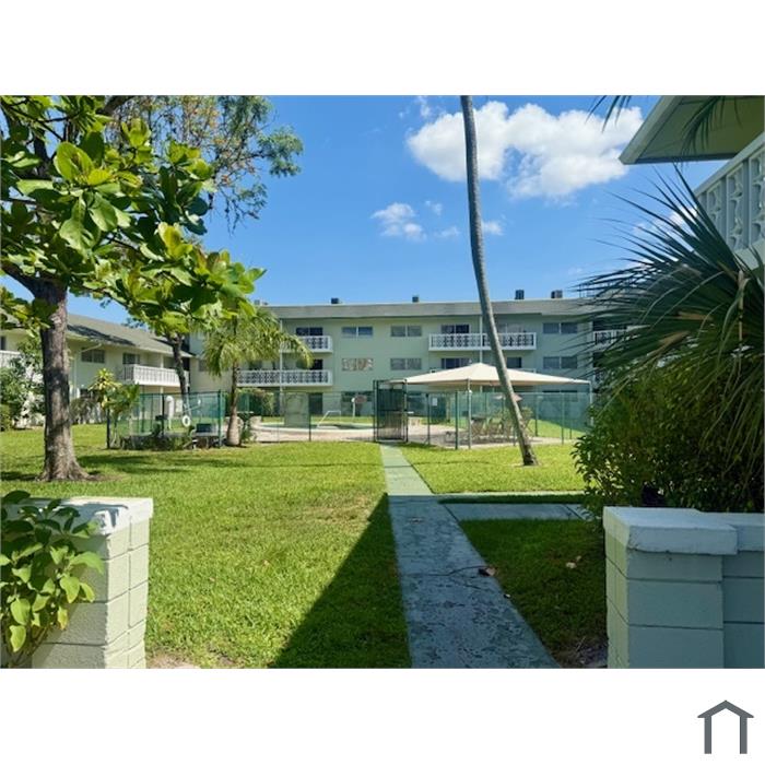 4200 NW 3rd Ct